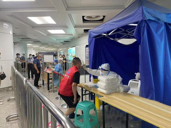 Stasiun kereta bawah tanah di Ningbo juga dapat diuji asam nukleatnya dan buka dua kali sehari