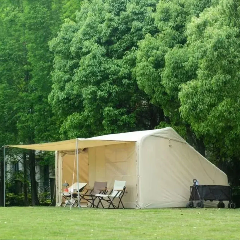 Tenda dapat digunakan untuk pernikahan, pesta, pameran dagang, acara olahraga